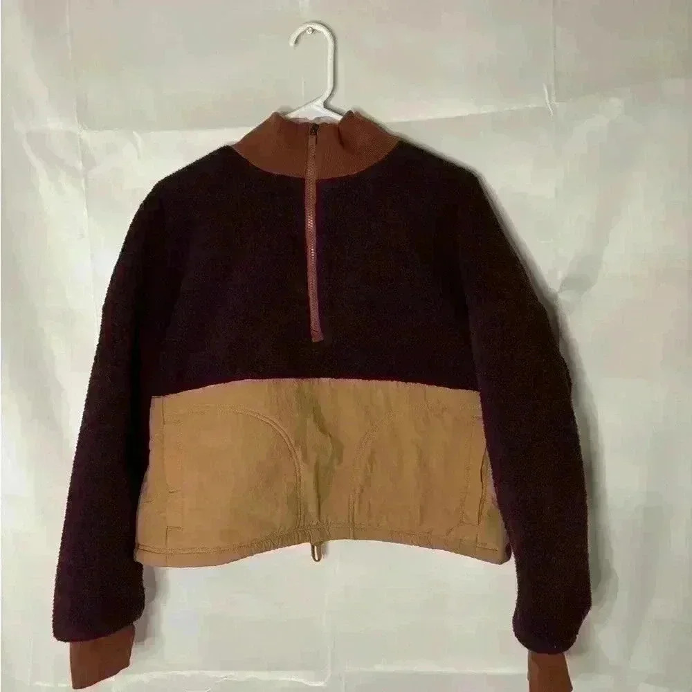 Womens size medium fablectics brand fleece crop jacket,#I341 - Picture 2 of 8